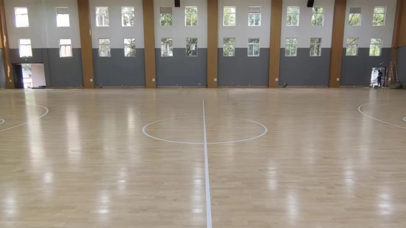 �˶�ľ�ذ峡��