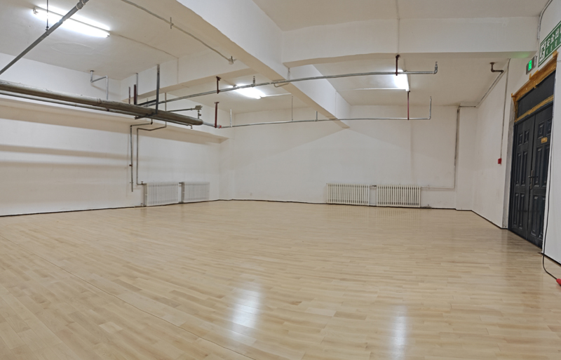 �˶�ľ�ذ峡��